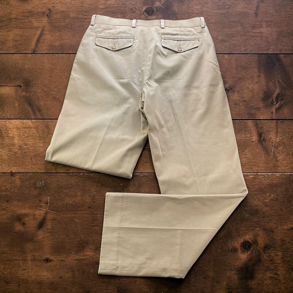 LL Bean Classic Fit Chino Pants Mens 34x34 Khaki Tan Flap Pockets Straight Leg
